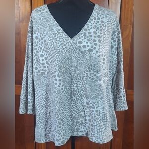 🦥RUBY RD. FAVORITES 3/4 sleeve v-neck t-shirt Size 2X